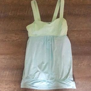 Lululemon top